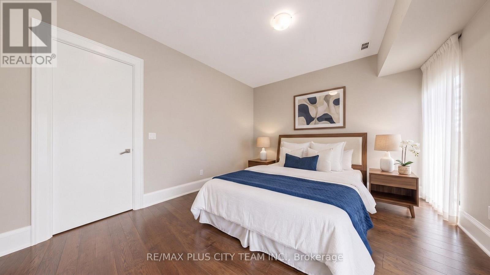 Th122 - 29 Queens Quay E, Toronto, Ontario  M5E 0A5 - Photo 10 - C13754586