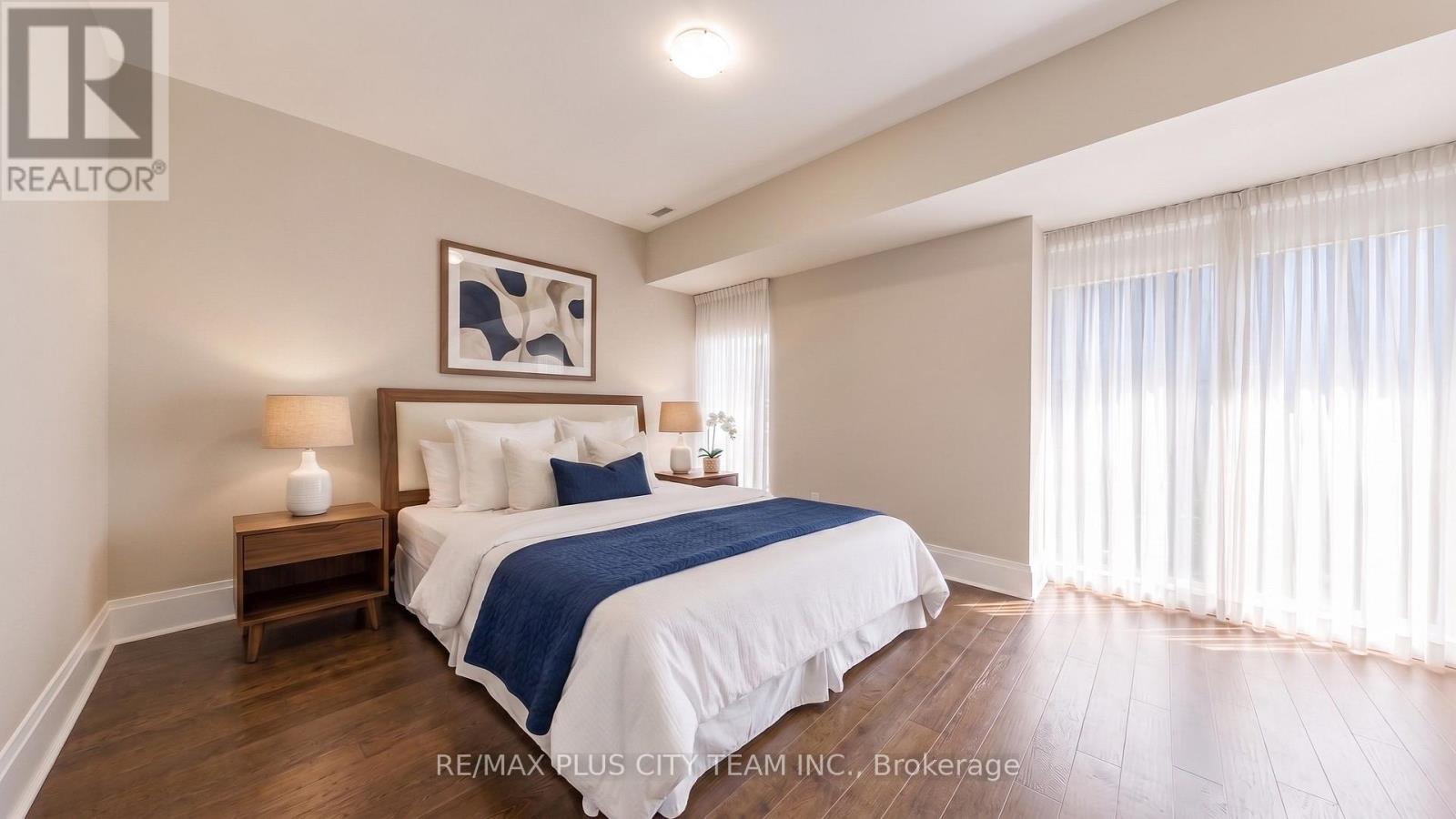 Th122 - 29 Queens Quay E, Toronto, Ontario  M5E 0A5 - Photo 9 - C13754586