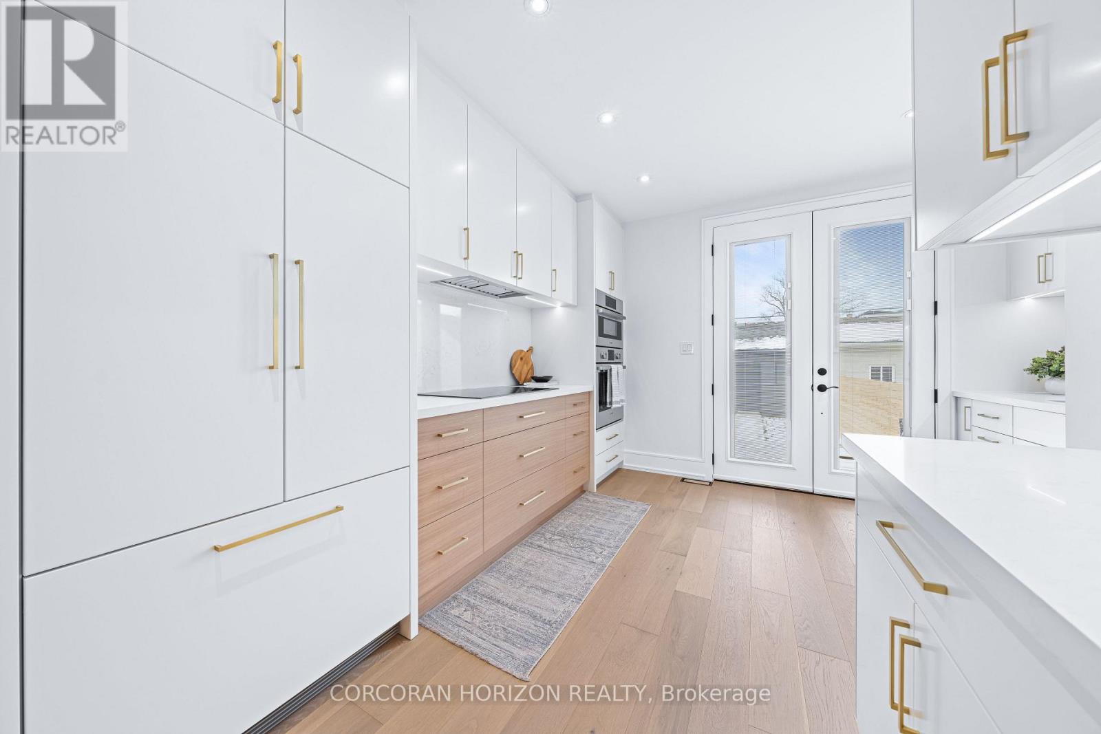 225 Christie Street, Toronto, Ontario  M6G 3B5 - Photo 10 - C13754682