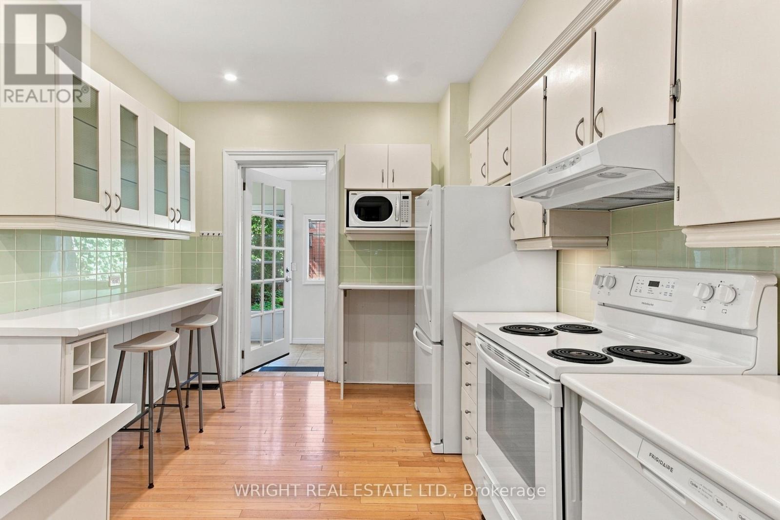276 Robert Street, Toronto, Ontario  M5S 2K8 - Photo 12 - C13754752