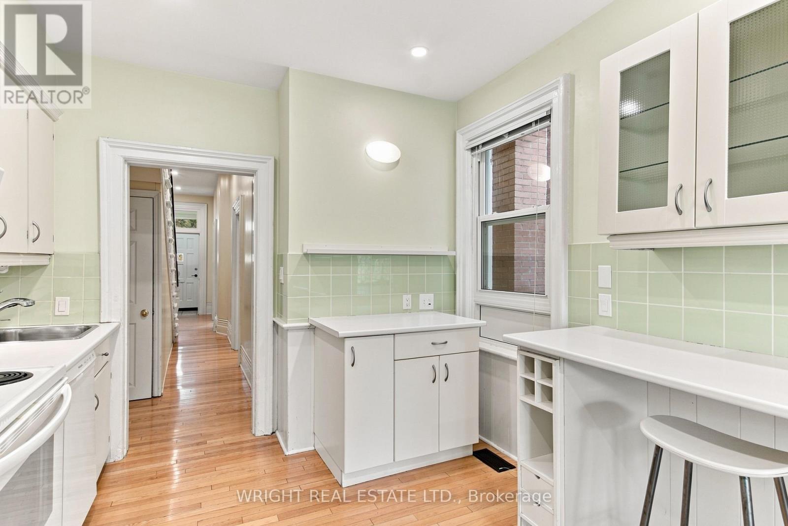 276 Robert Street, Toronto, Ontario  M5S 2K8 - Photo 13 - C13754752