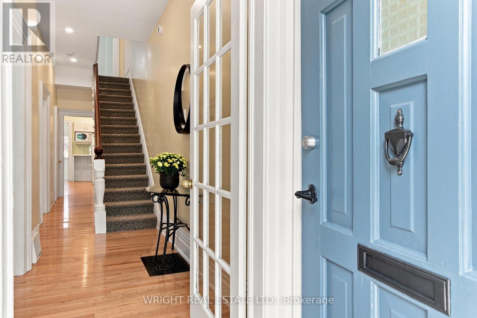 276 Robert Street, Toronto, Ontario  M5S 2K8 - Photo 2 - C13754752