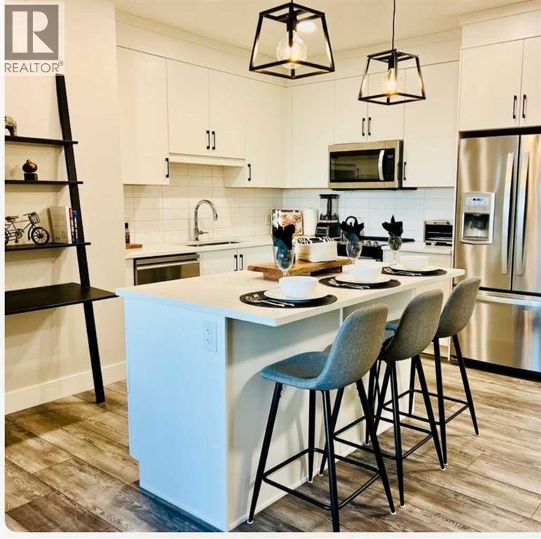 110, 8355 19 Avenue SW, Calgary, Alberta  T3H 6G3 - Photo 1 - A2274734