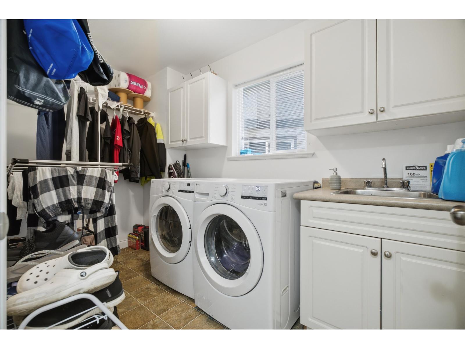 33883 Hollister Place, Mission, British Columbia  V2V 7P6 - Photo 21 - R3159313