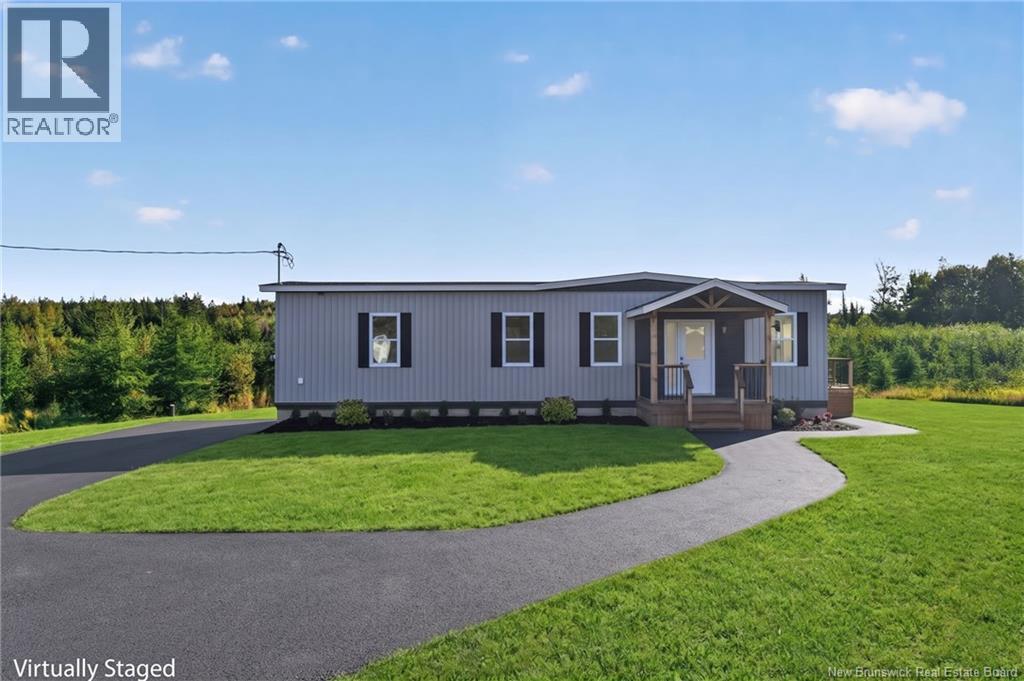 17 Noah Court, Shediac Cape, New Brunswick