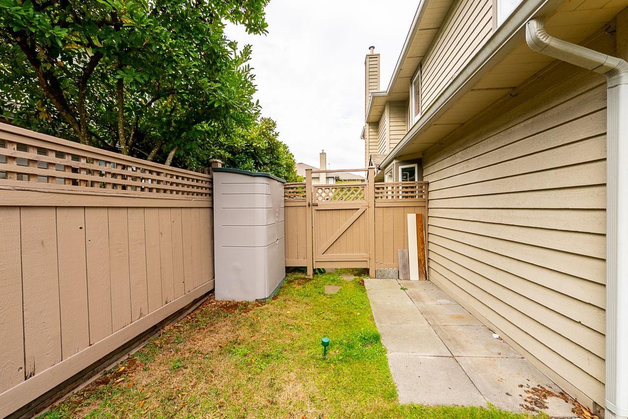 4 9727 152b Street, Surrey, British Columbia  V3R 0G5 - Photo 35 - R3159856