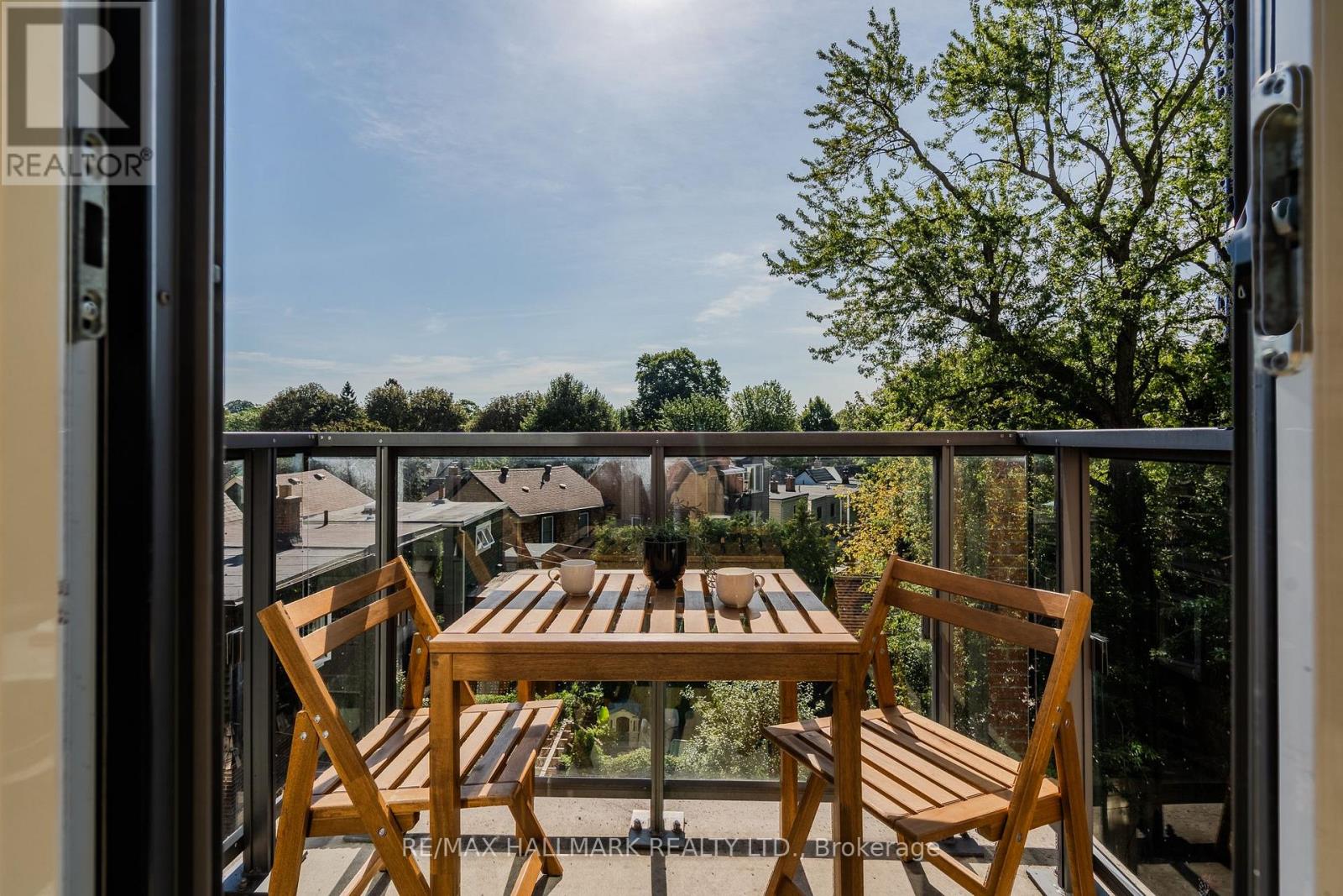 303 - 60 Haslett Avenue, Toronto, Ontario  M4L 0A9 - Photo 5 - E13754658