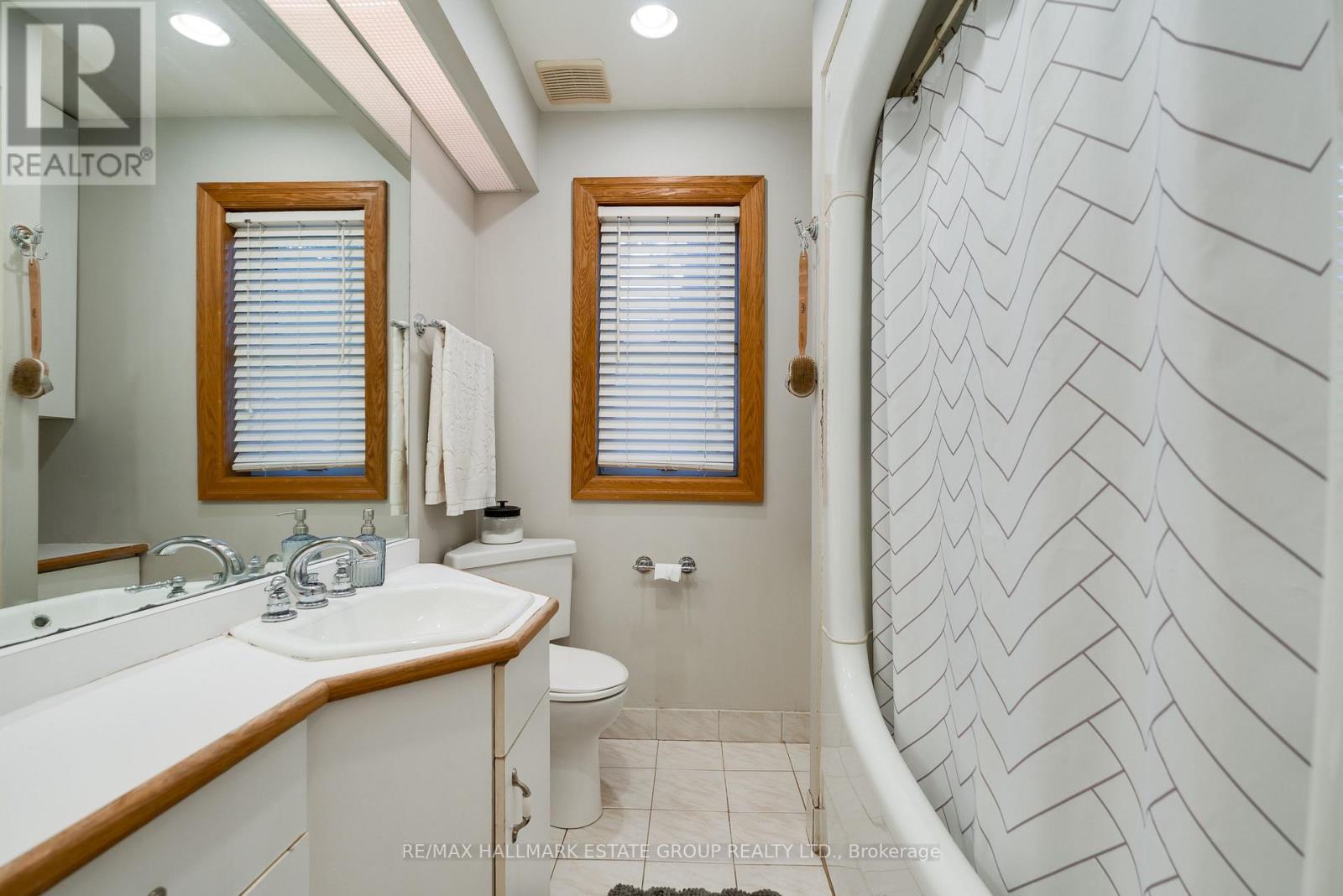 88 Glenmore Road, Toronto, Ontario  M4L 3M3 - Photo 25 - E13754680