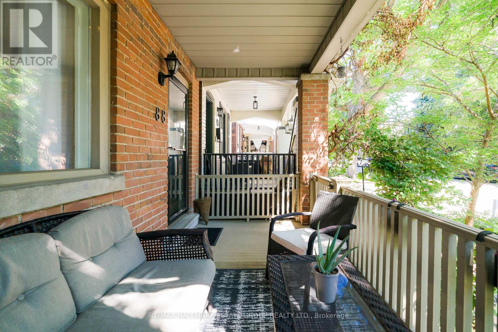88 Glenmore Road, Toronto, Ontario  M4L 3M3 - Photo 3 - E13754680