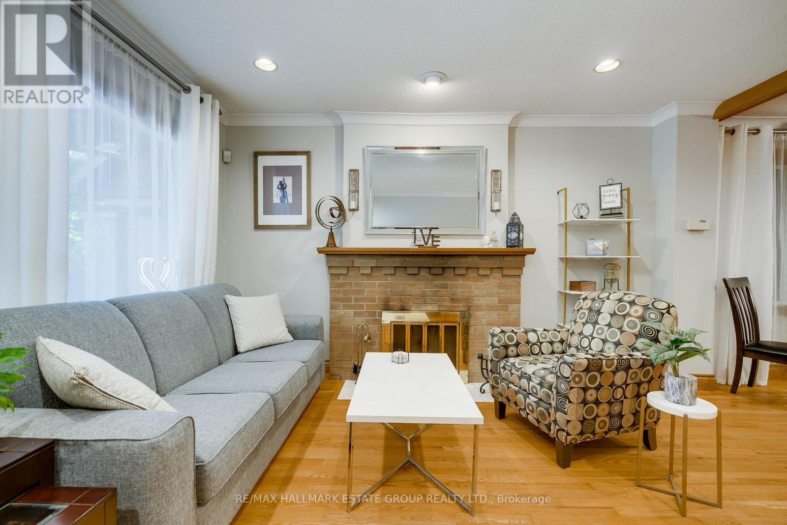 88 Glenmore Road, Toronto, Ontario  M4L 3M3 - Photo 6 - E13754680