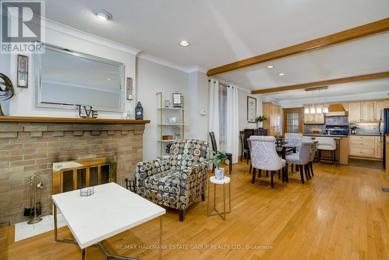 88 Glenmore Road, Toronto, Ontario  M4L 3M3 - Photo 7 - E13754680