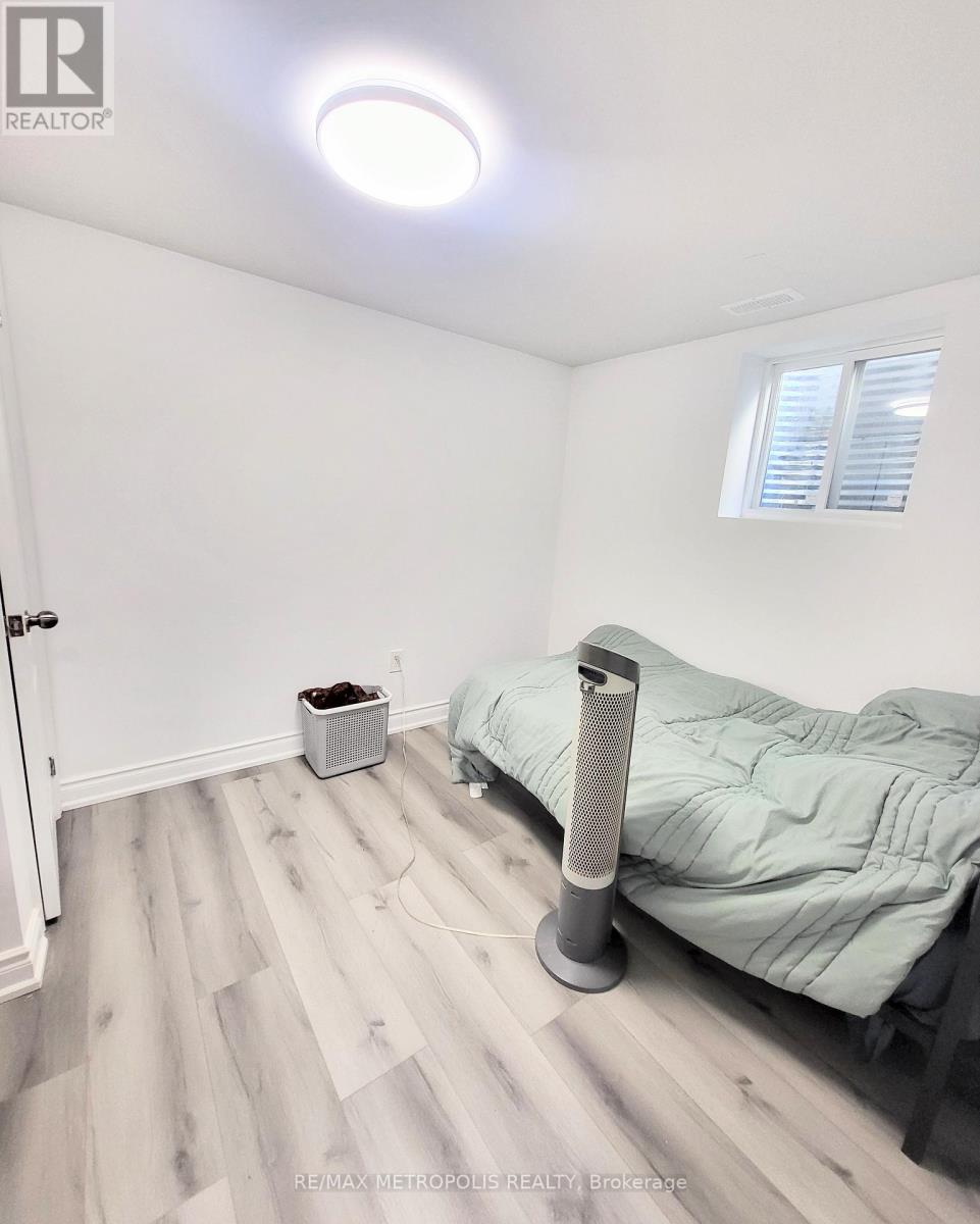 Bsmt - 40 Placentia Boulevard, Toronto, Ontario  M1S 4C5 - Photo 6 - E13754718