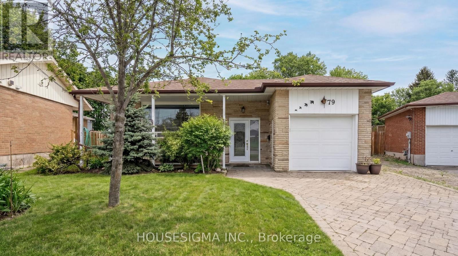 LOWER - 79 WEIR CRESCENT, Toronto, Ontario