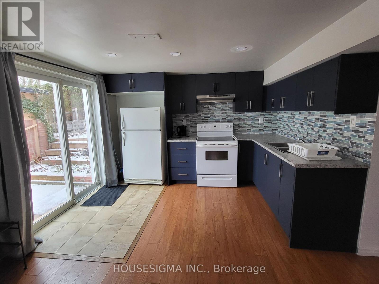 Lower - 79 Weir Crescent, Toronto, Ontario  M1E 3B2 - Photo 4 - E13754740
