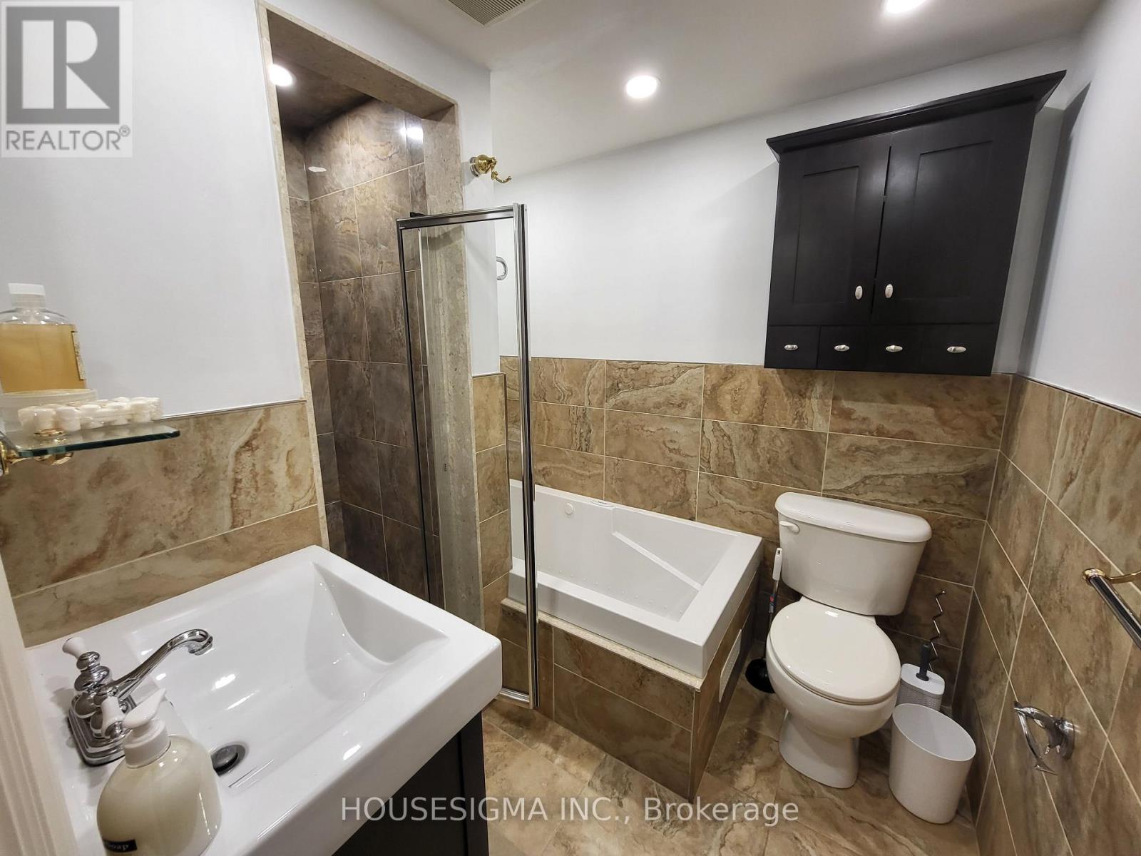 Lower - 79 Weir Crescent, Toronto, Ontario  M1E 3B2 - Photo 7 - E13754740