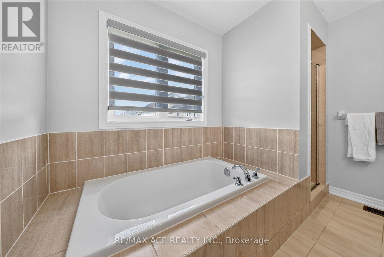 10 Gusul Avenue, Clarington, Ontario  L1B 0K7 - Photo 30 - E13754782