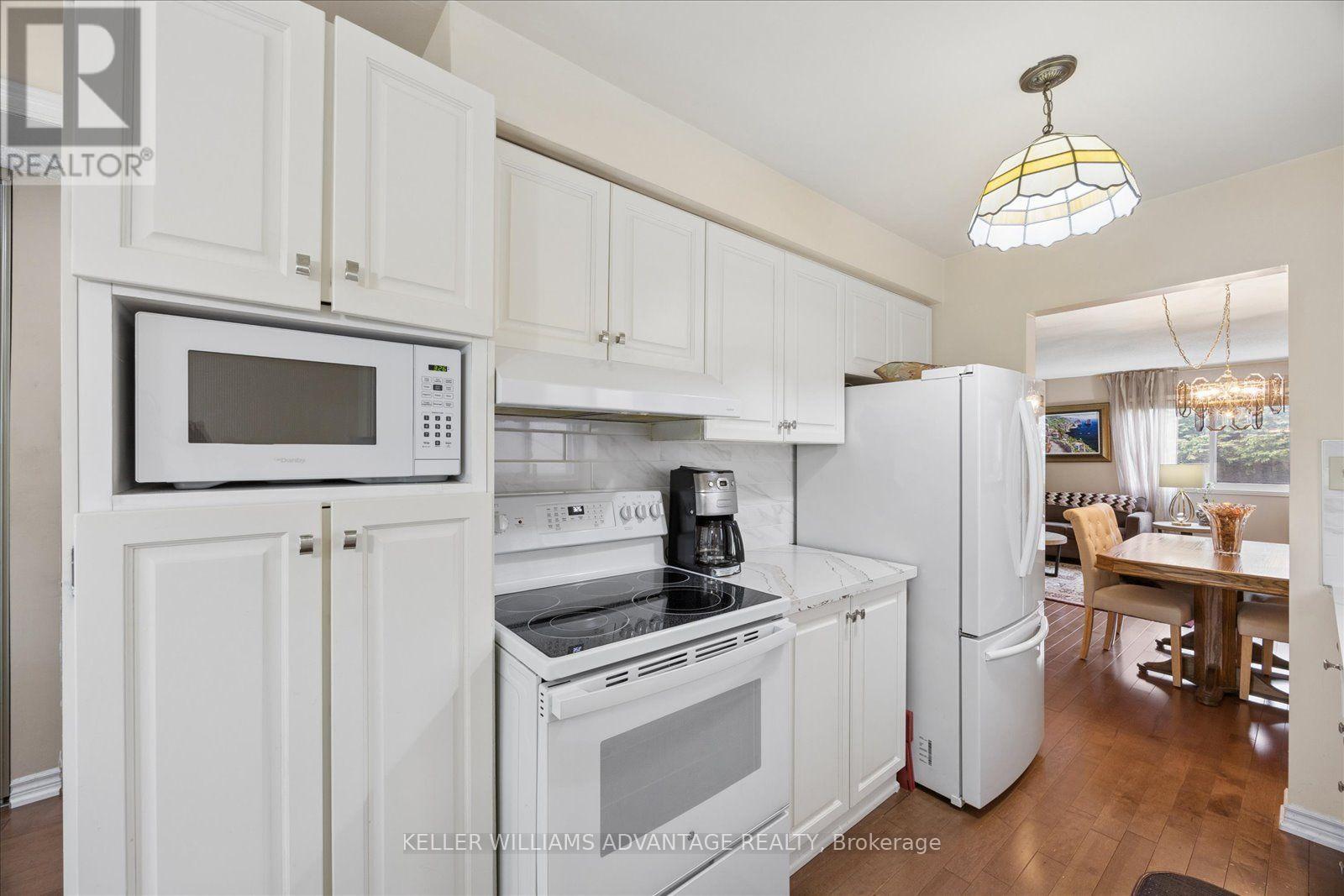 120 Winter Gardens Trail, Toronto, Ontario  M1C 3N7 - Photo 8 - E13754860