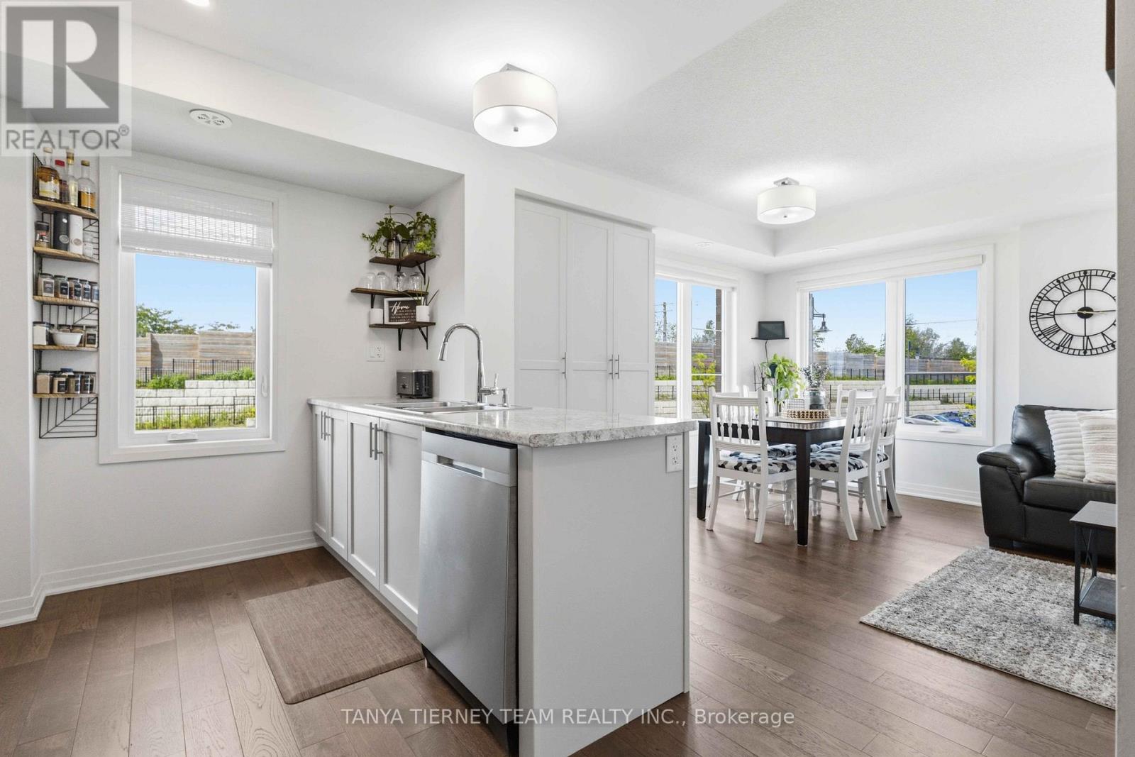 37c Lookout Drive, Clarington, Ontario  L1C 7G1 - Photo 17 - E13754878