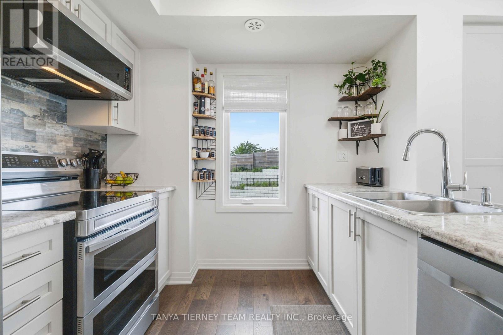 37c Lookout Drive, Clarington, Ontario  L1C 7G1 - Photo 19 - E13754878