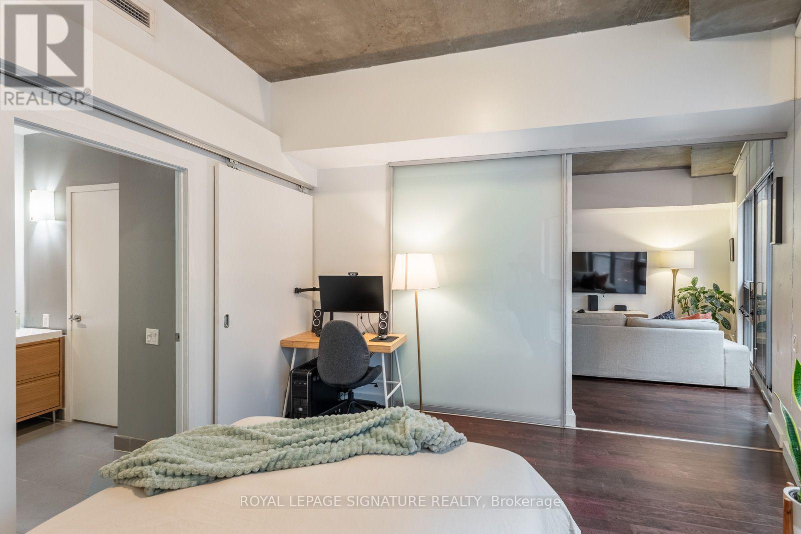 210 - 33 Mill Street, Toronto, Ontario  M5A 3R3 - Photo 15 - C13753456