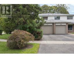 91 GLENSTROKE DRIVE, Toronto, Ontario