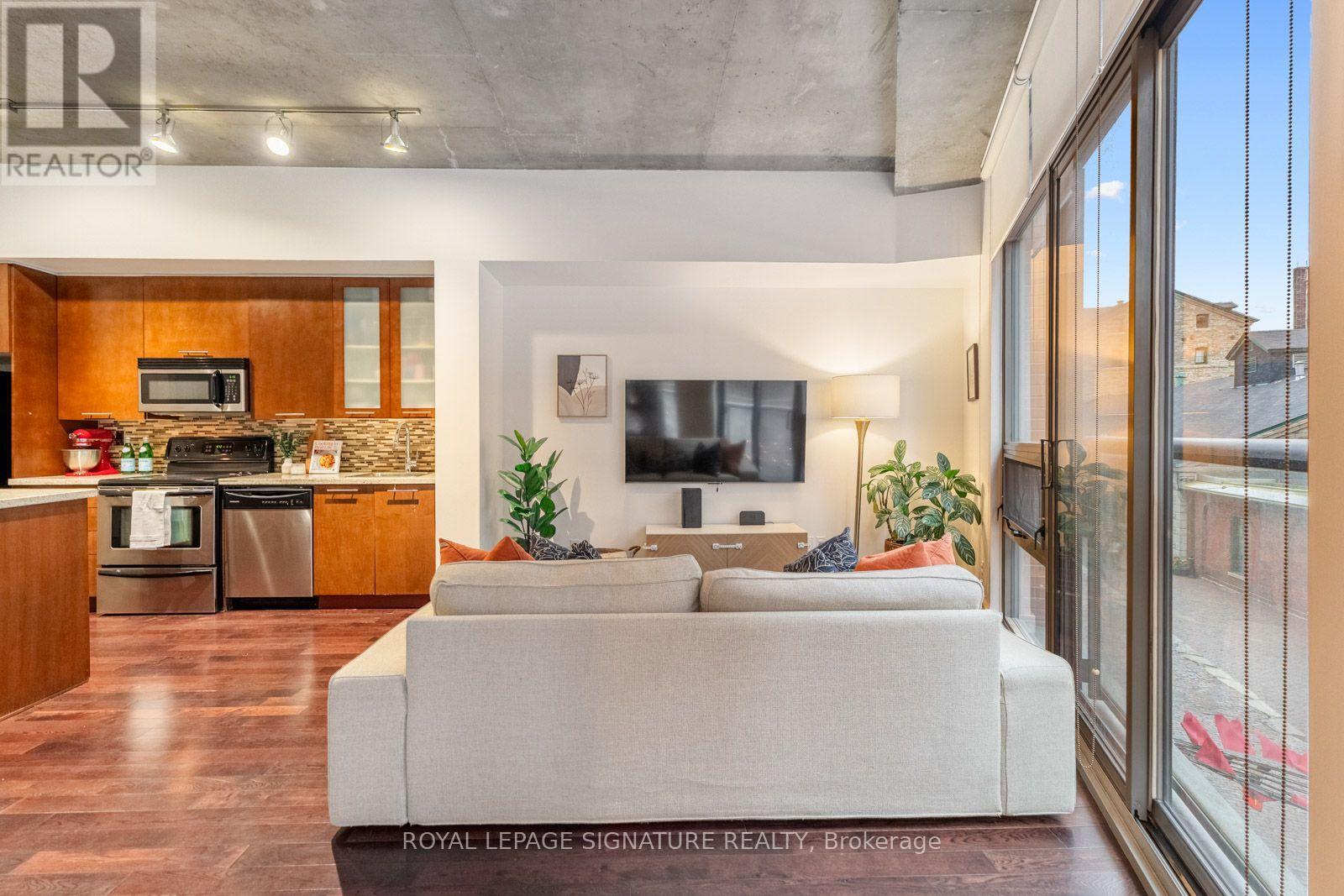 210 - 33 Mill Street, Toronto, Ontario  M5A 3R3 - Photo 10 - C13753456