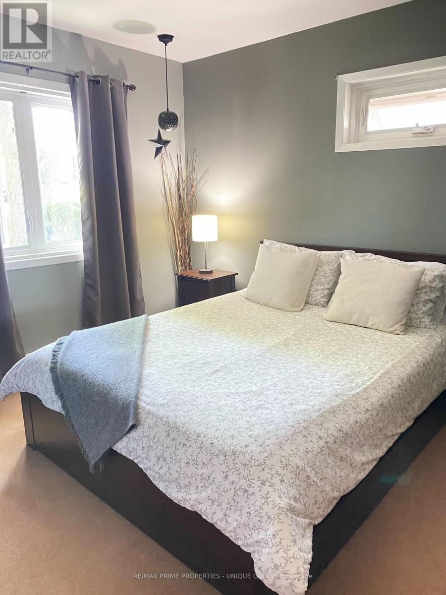 40 Jeavons Avenue, Toronto, Ontario  M1K 1S8 - Photo 8 - E13754966