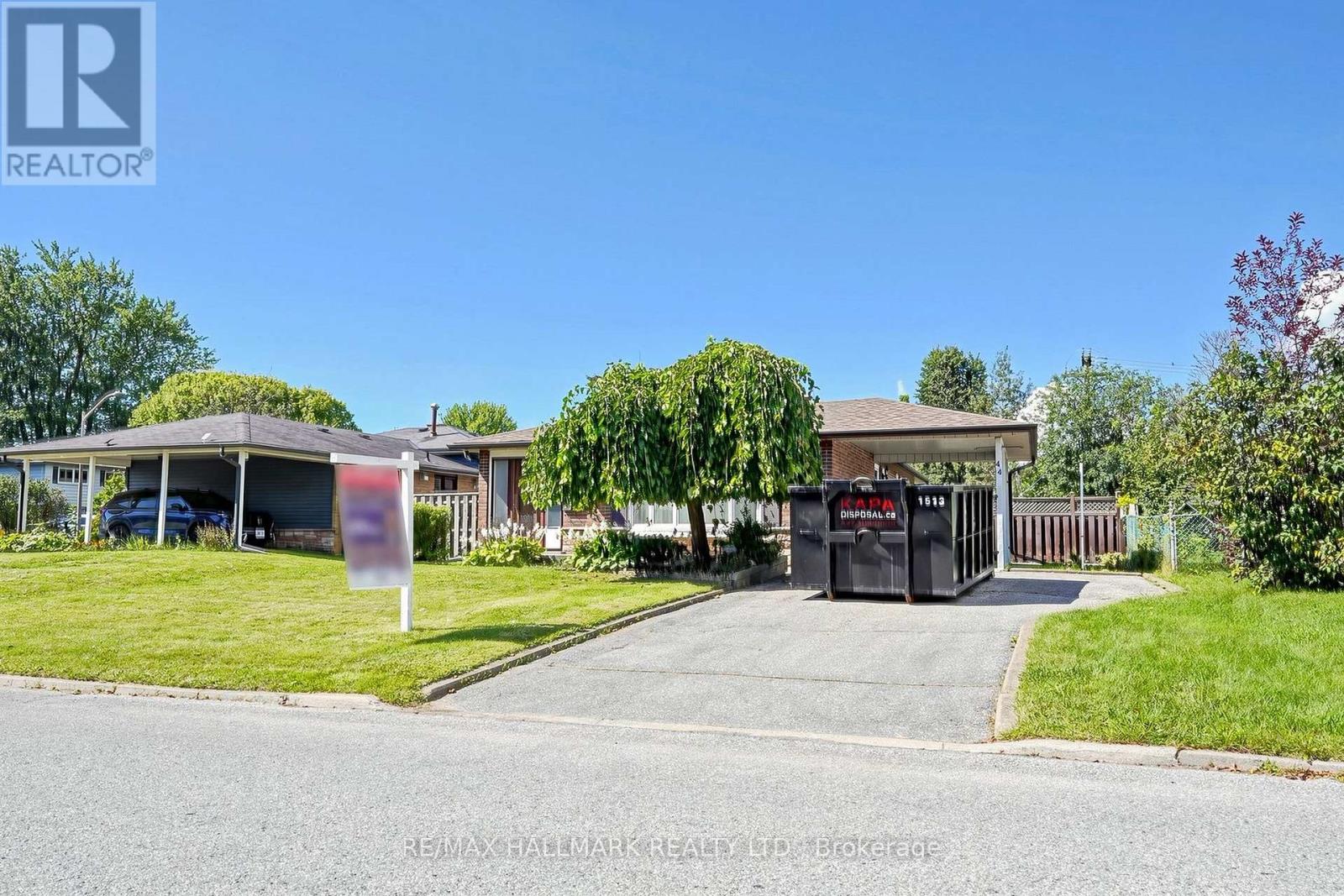 44 BRYANT ROAD, Ajax, Ontario