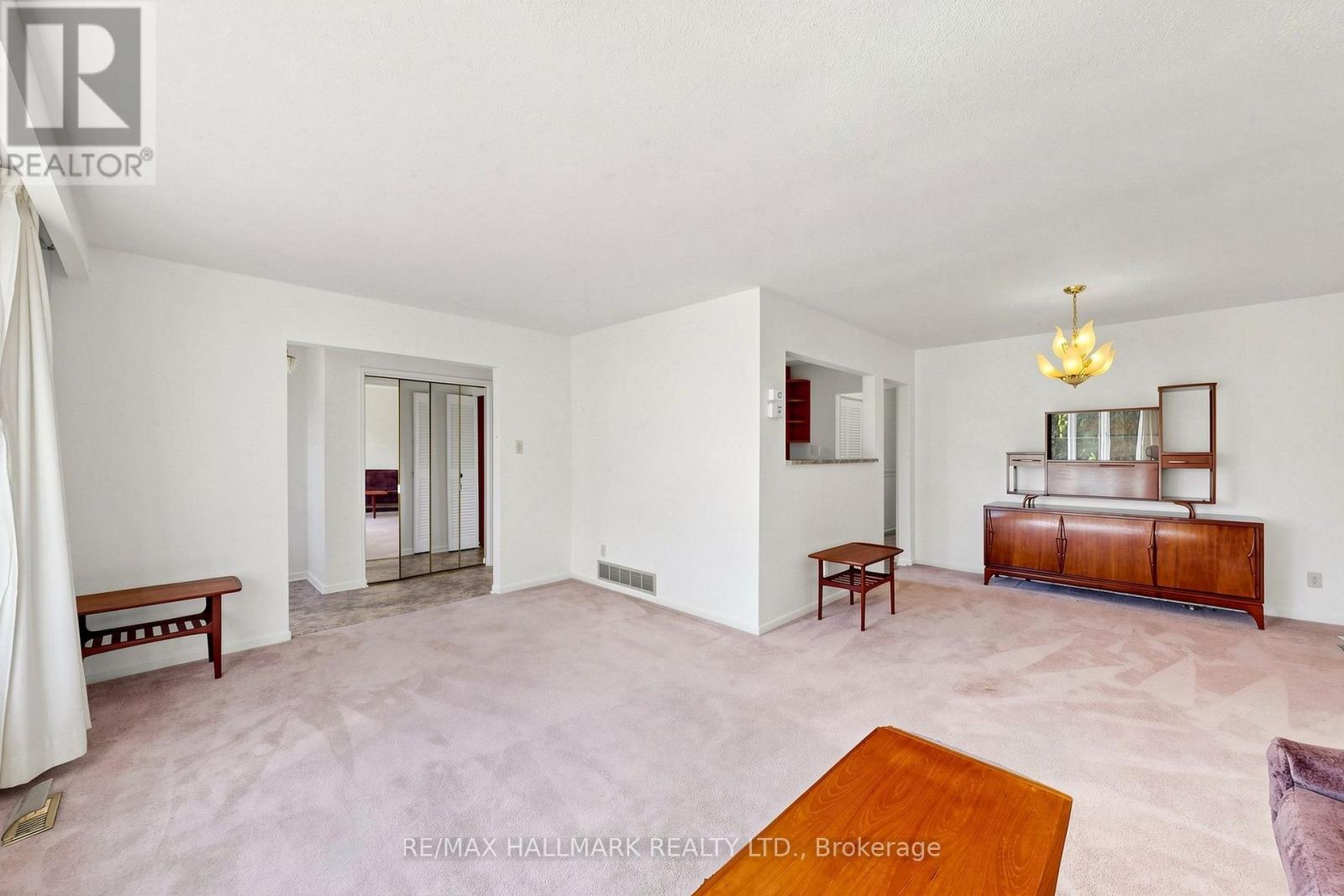 44 Bryant Road, Ajax, Ontario  L1S 2Y7 - Photo 11 - E13754988