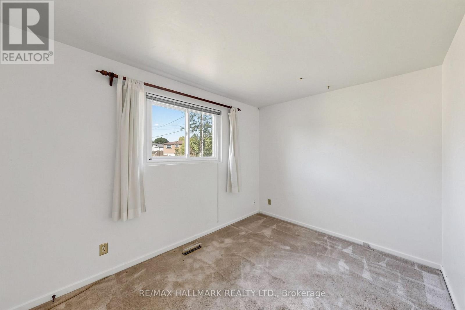 44 Bryant Road, Ajax, Ontario  L1S 2Y7 - Photo 18 - E13754988