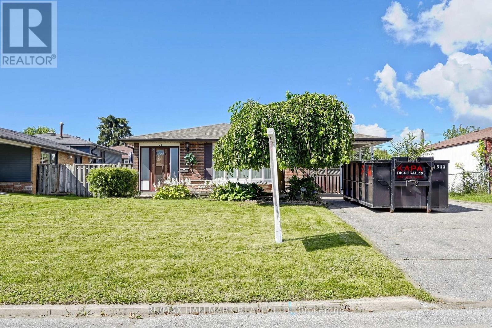44 Bryant Road, Ajax, Ontario  L1S 2Y7 - Photo 2 - E13754988