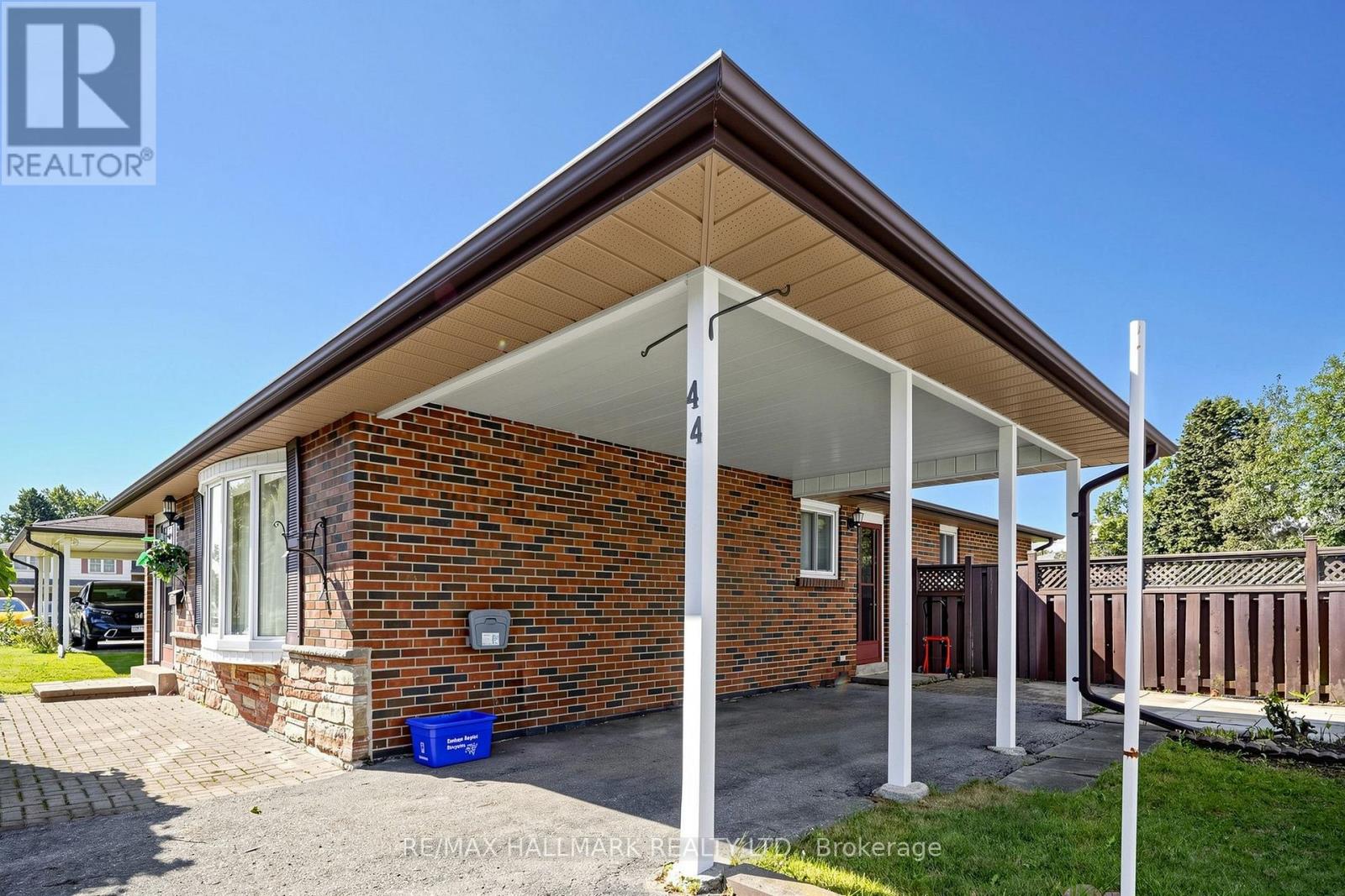 44 Bryant Road, Ajax, Ontario  L1S 2Y7 - Photo 6 - E13754988