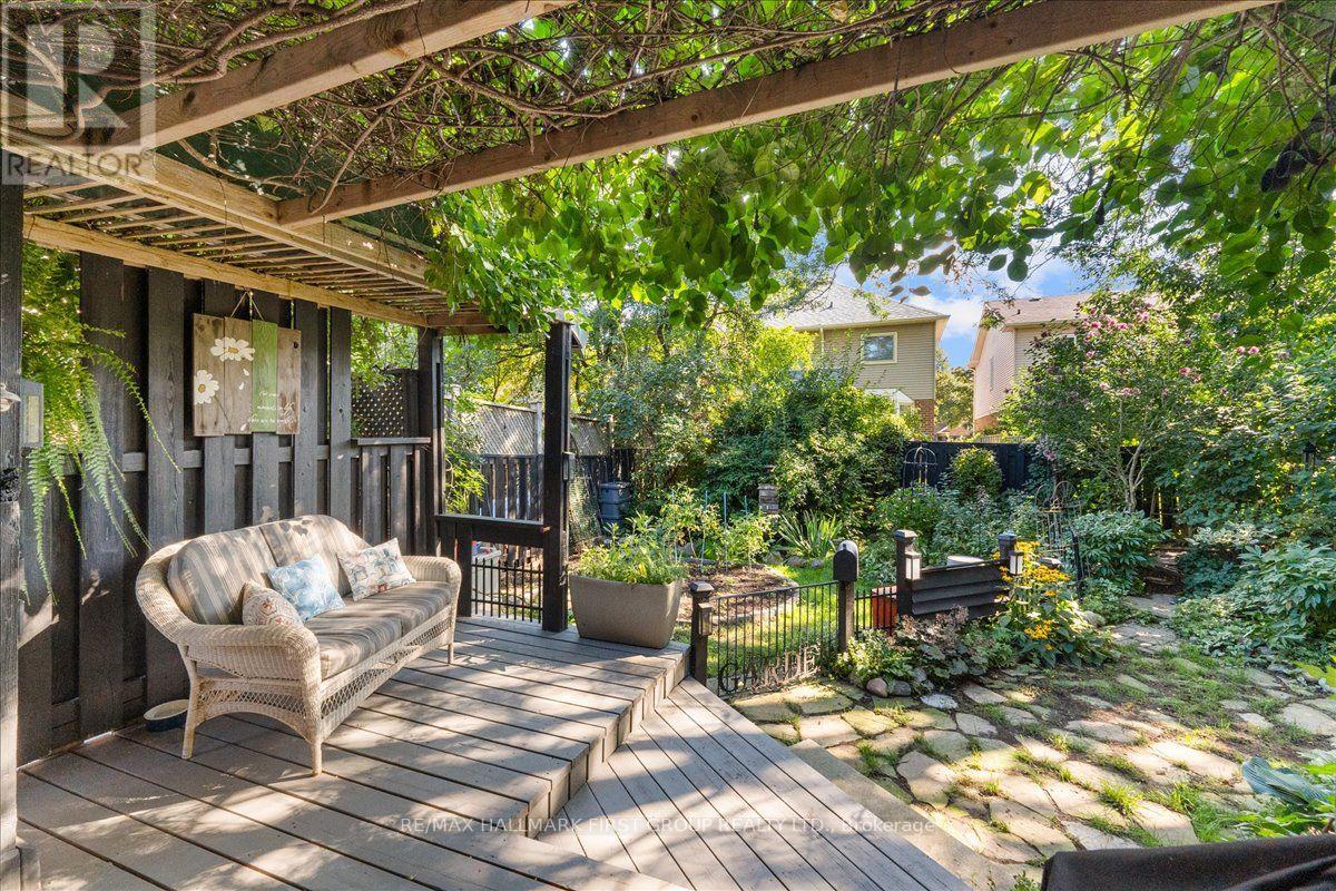 1159 Pebblestone Crescent, Pickering, Ontario  L1X 1A6 - Photo 30 - E13755022