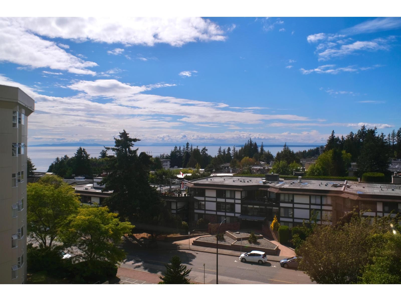 603 1442 Foster Street, White Rock, British Columbia  V4B 3X7 - Photo 2 - R3161922