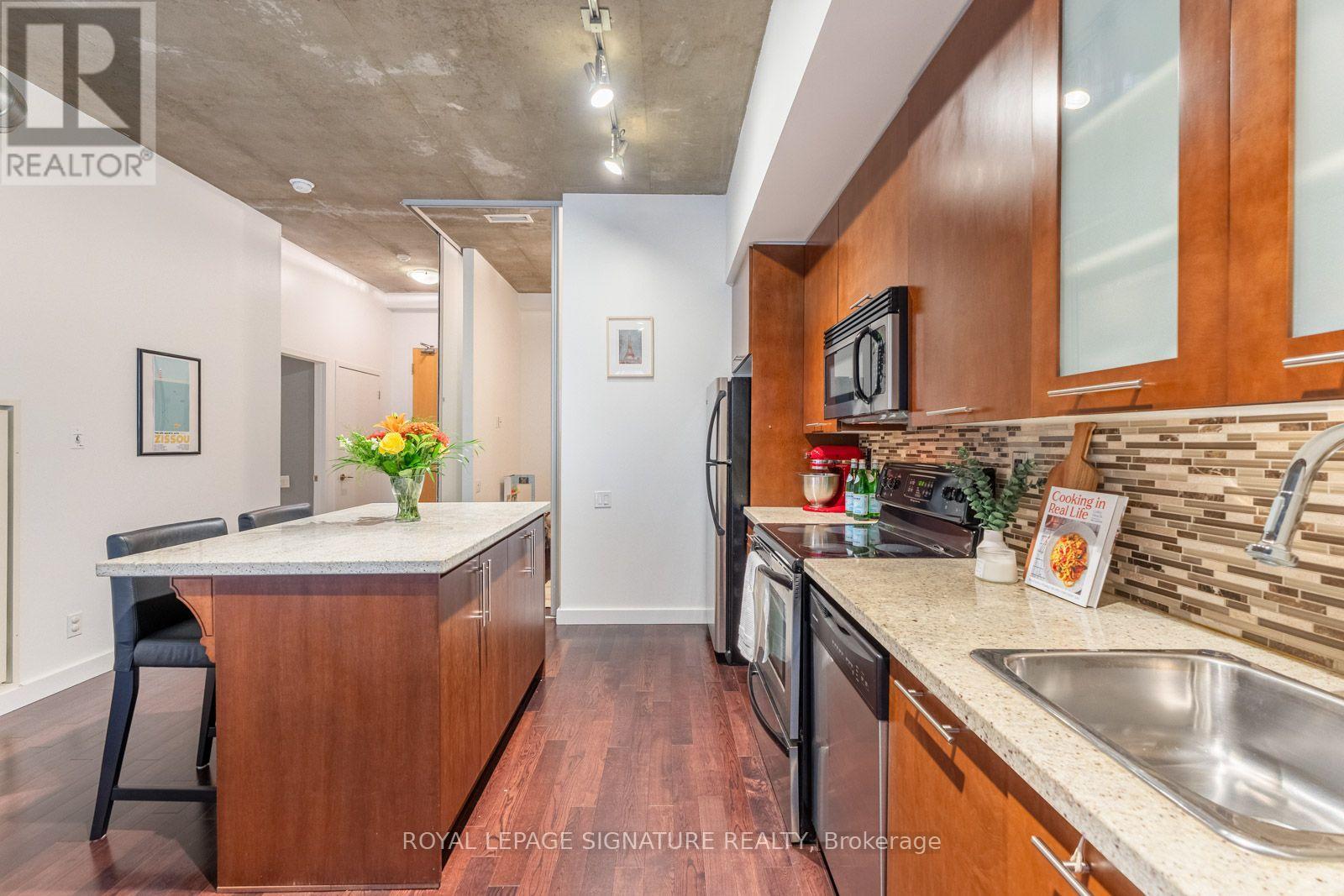 210 - 33 Mill Street, Toronto, Ontario  M5A 3R3 - Photo 5 - C13753456
