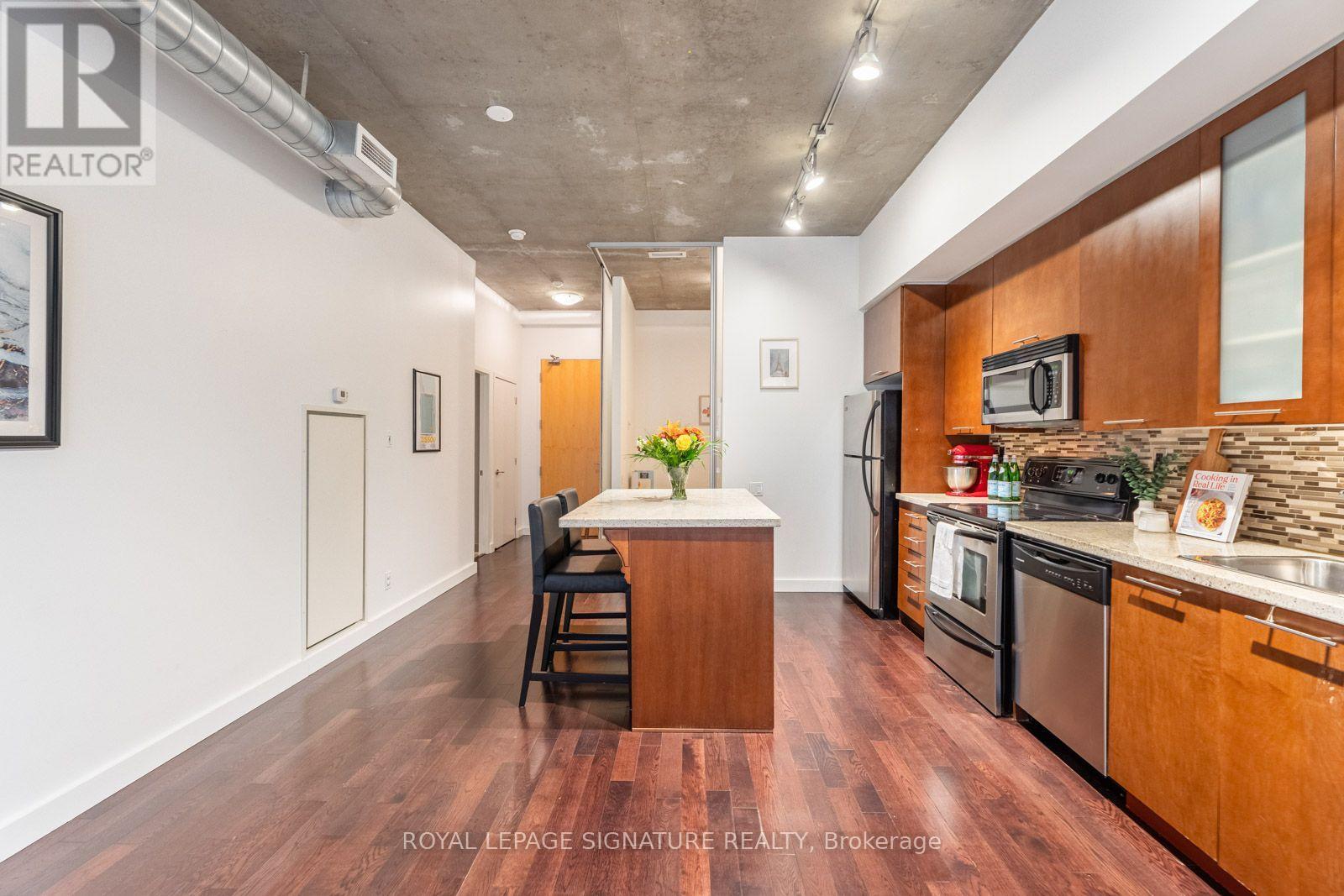 210 - 33 Mill Street, Toronto, Ontario  M5A 3R3 - Photo 8 - C13753456