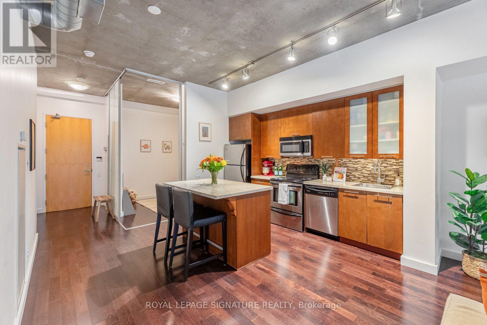 210 - 33 Mill Street, Toronto, Ontario  M5A 3R3 - Photo 7 - C13753456