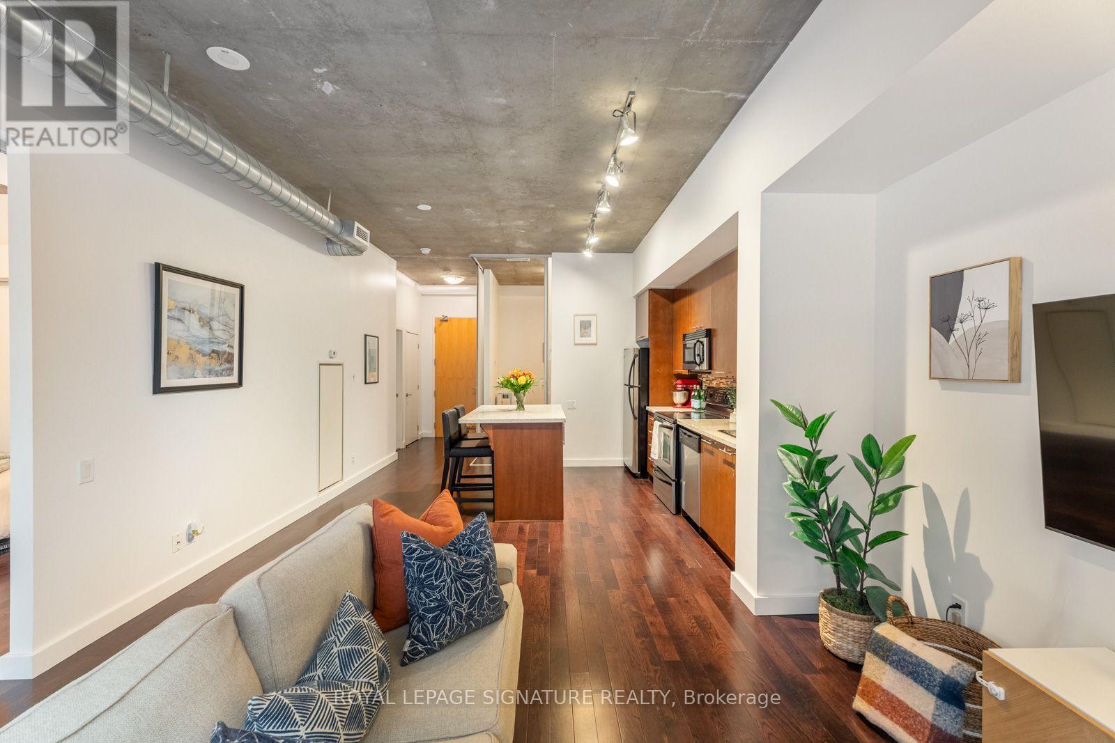 210 - 33 Mill Street, Toronto, Ontario  M5A 3R3 - Photo 9 - C13753456
