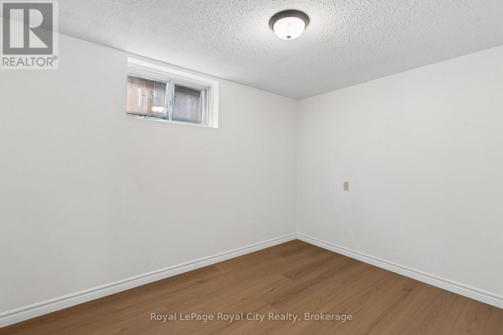 25 Kron Drive, Guelph, Ontario  N1G 3B4 - Photo 20 - X13754734