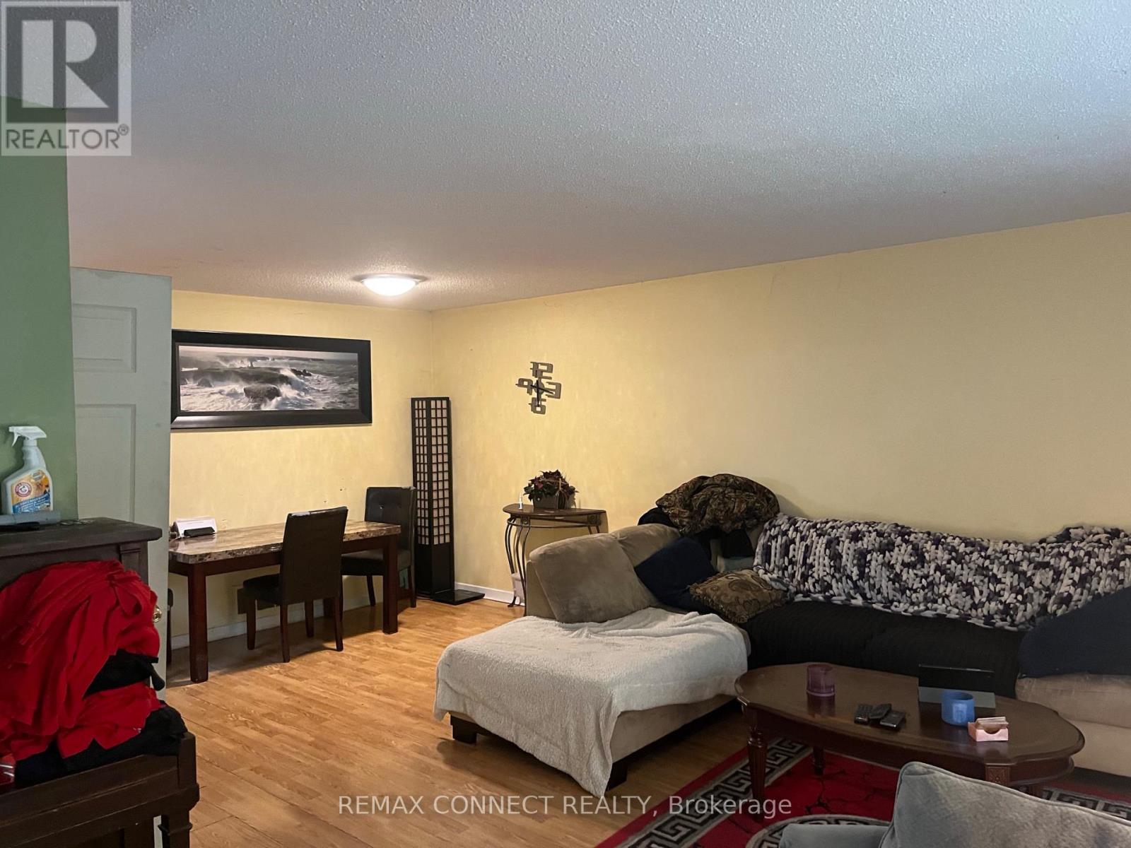 1254 Lutterworth Court, Pickering, Ontario  L1V 3L4 - Photo 6 - E13747936