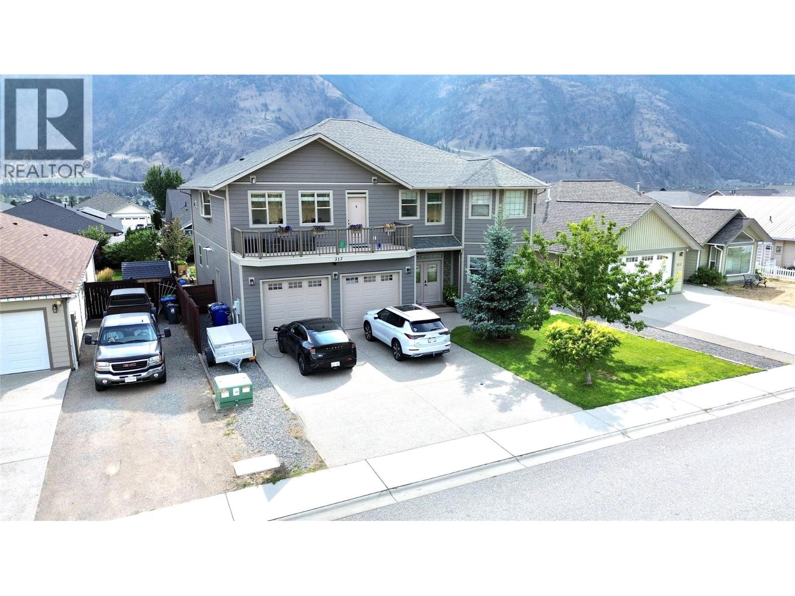 317 2nd Avenue, Keremeos, British Columbia  V0X 1N2 - Photo 1 - 10397036