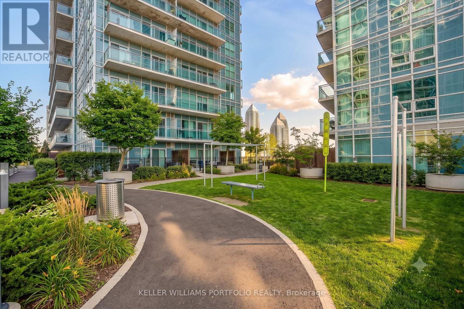Ph7 - 185 Legion Road N, Toronto, Ontario  M8Y 0A1 - Photo 45 - W13754080