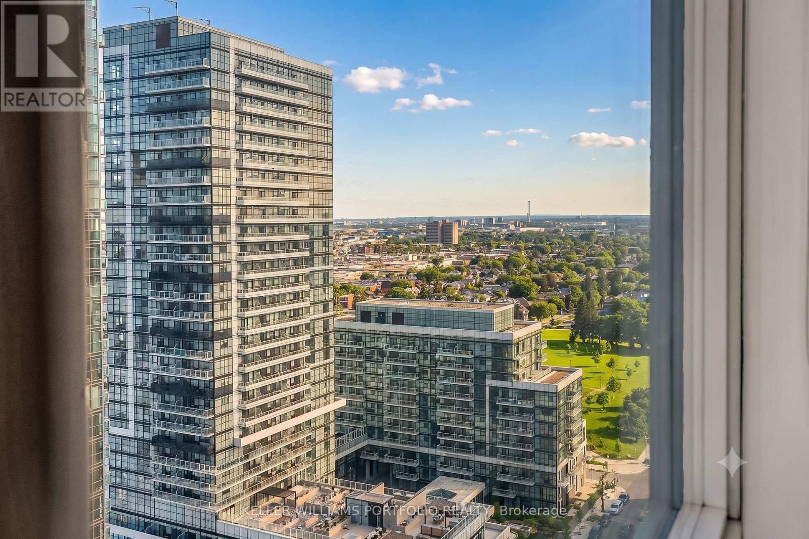 Ph7 - 185 Legion Road N, Toronto, Ontario  M8Y 0A1 - Photo 47 - W13754080