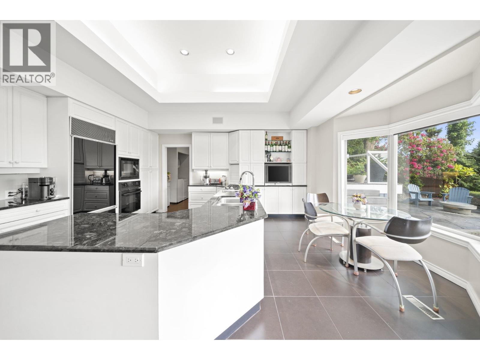 463 Ventura Crescent, North Vancouver, British Columbia  V7N 3G8 - Photo 10 - R3128843