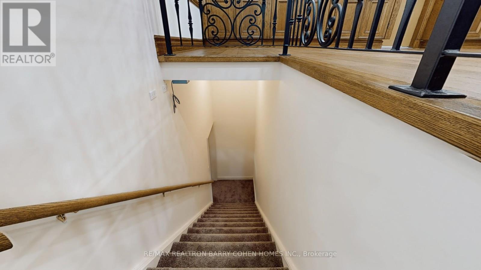30 Marcus Court, Vaughan, Ontario  L6A 1G2 - Photo 41 - N13754610