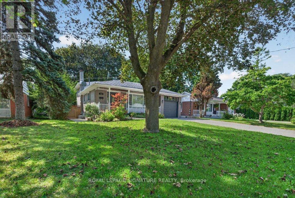 242 Altamira Road, Richmond Hill, Ontario  L4C 4E1 - Photo 5 - N13754650