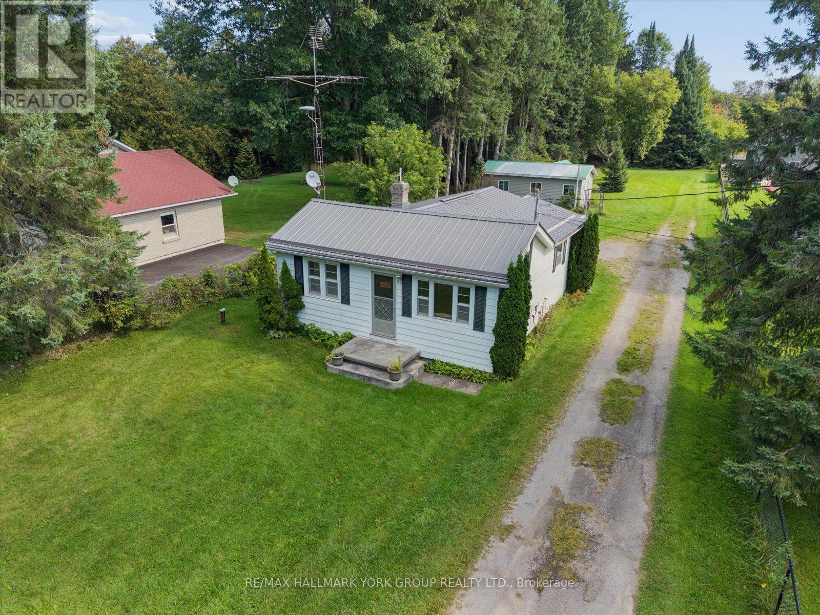 432 CATERING ROAD, Georgina, Ontario