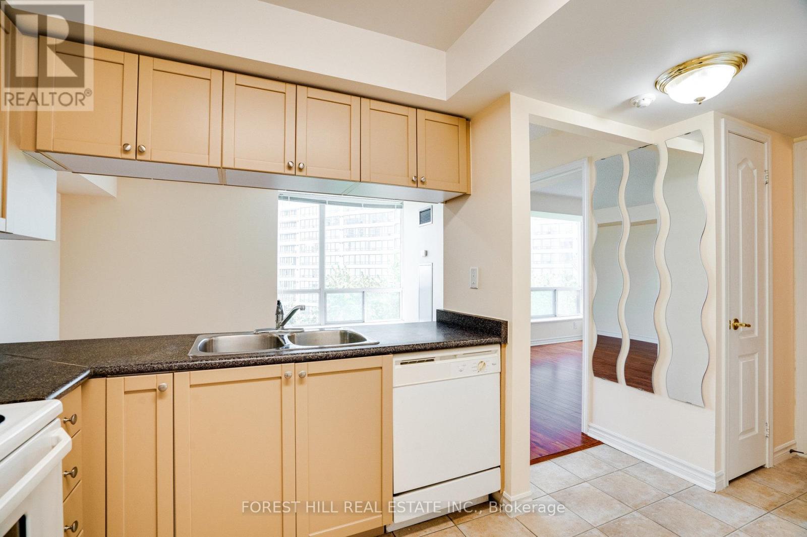 608 - 745 New Westminster Drive, Vaughan, Ontario L4J 8J9 - Photo 15 - N13754862