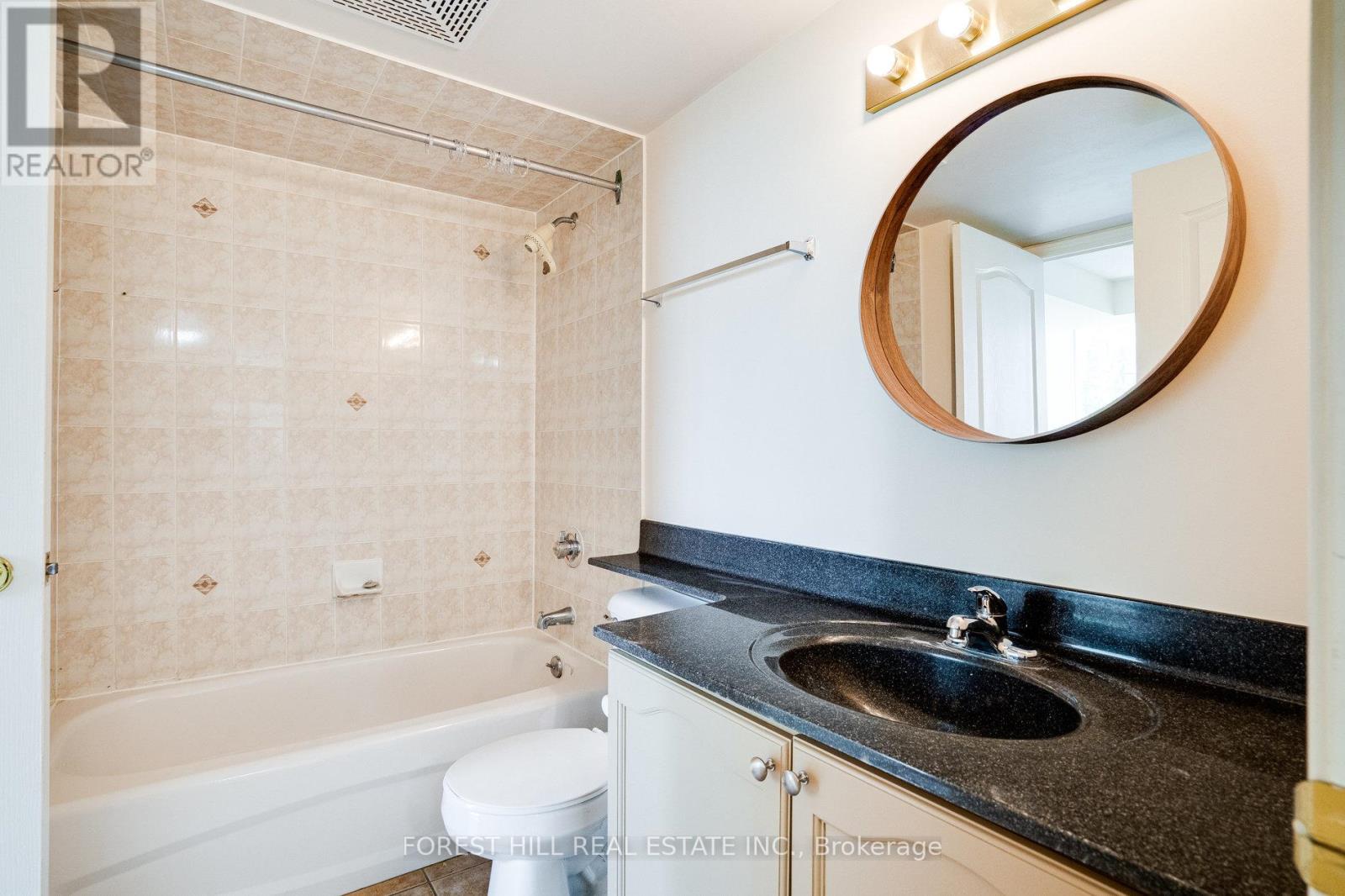 608 - 745 New Westminster Drive, Vaughan, Ontario L4J 8J9 - Photo 6 - N13754862