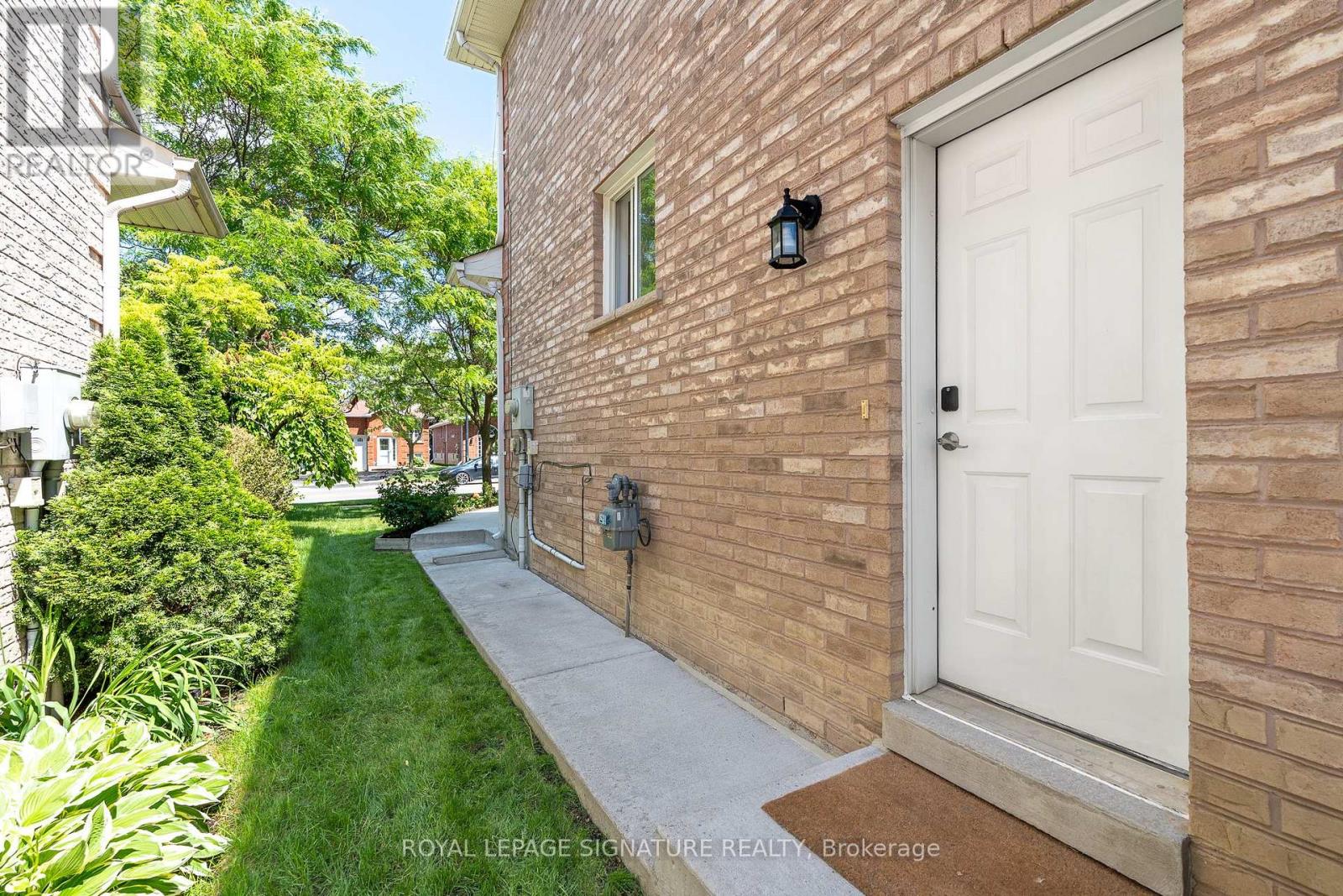 116 Clearmeadow Boulevard, Newmarket, Ontario  L3X 2M5 - Photo 30 - N13754916